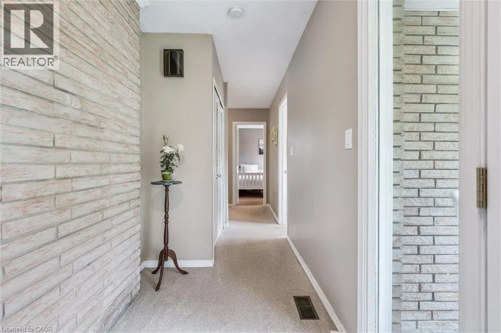 8420 ERAMOSA-GARAFRAXA Townline