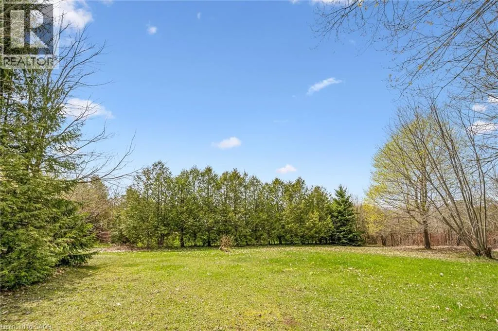 8420 ERAMOSA-GARAFRAXA Townline