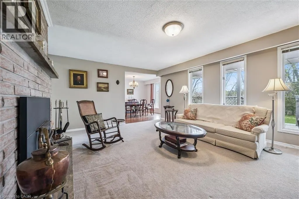 8420 ERAMOSA-GARAFRAXA Townline