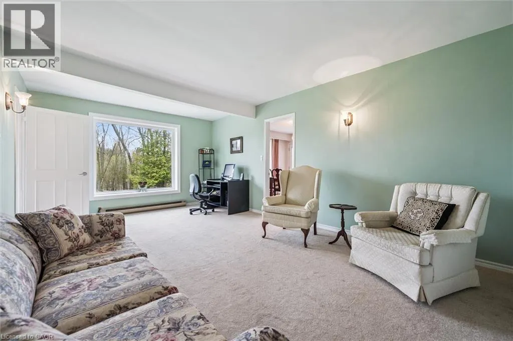 8420 ERAMOSA-GARAFRAXA Townline