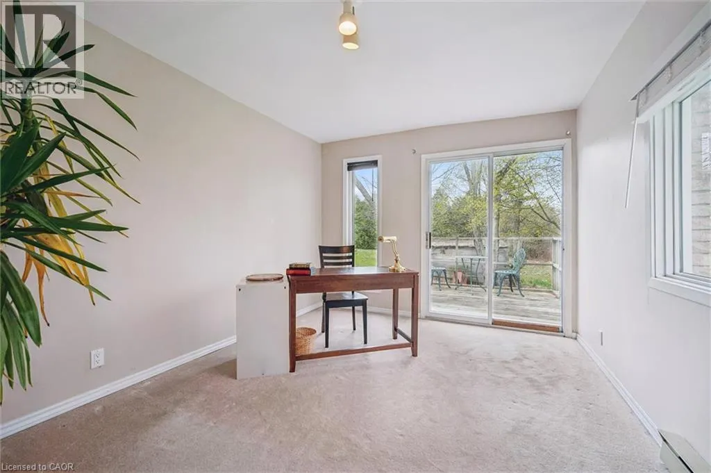 8420 ERAMOSA-GARAFRAXA Townline