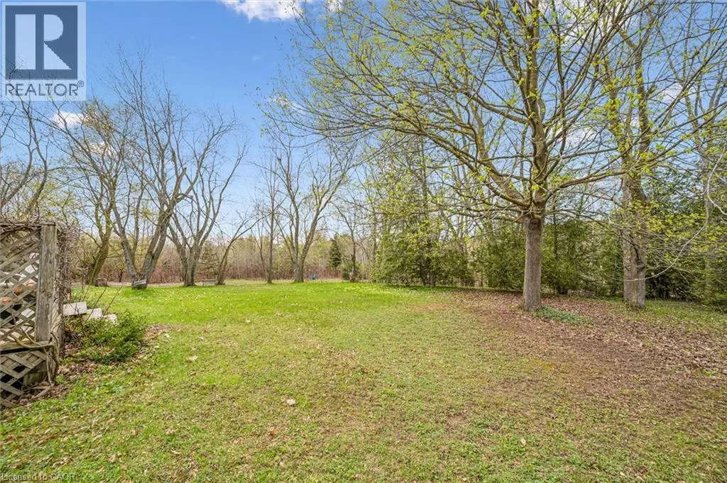8420 ERAMOSA-GARAFRAXA Townline
