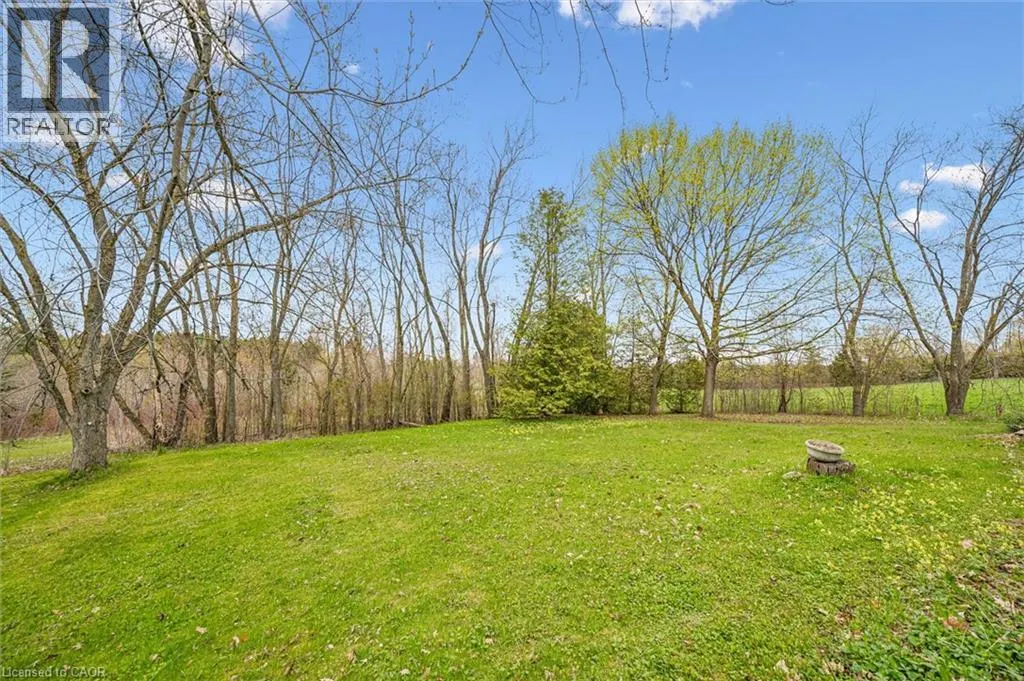 8420 ERAMOSA-GARAFRAXA Townline