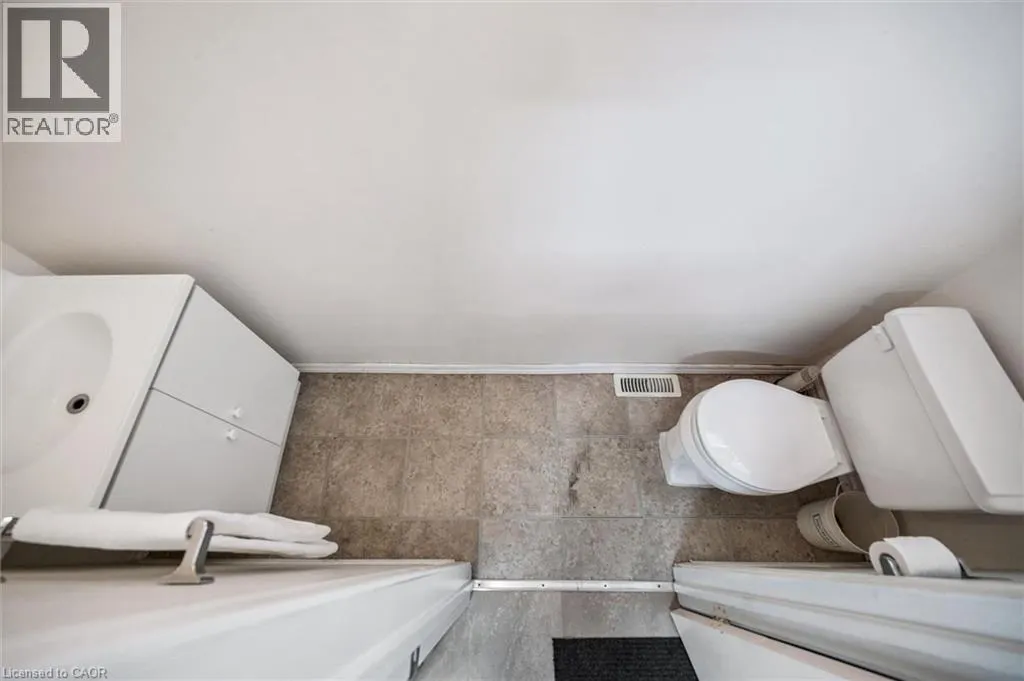 8420 ERAMOSA-GARAFRAXA Townline