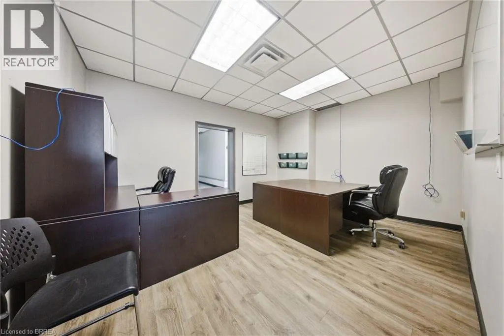 50 KING GEORGE Road Unit# 3 #3