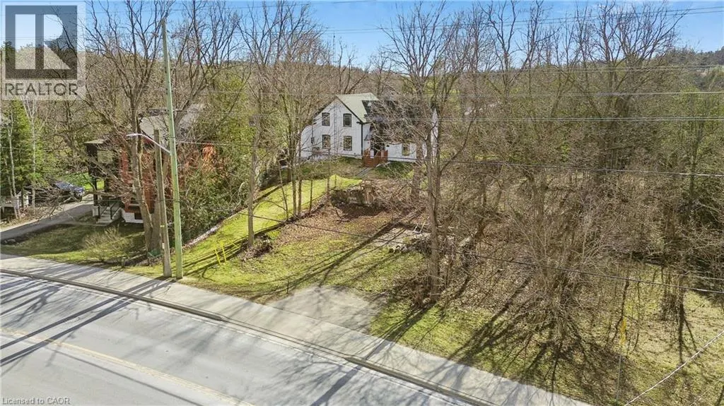 285 S MAIN Street S