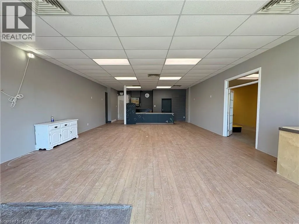 1815 DUNDAS Street Unit# 2 #2