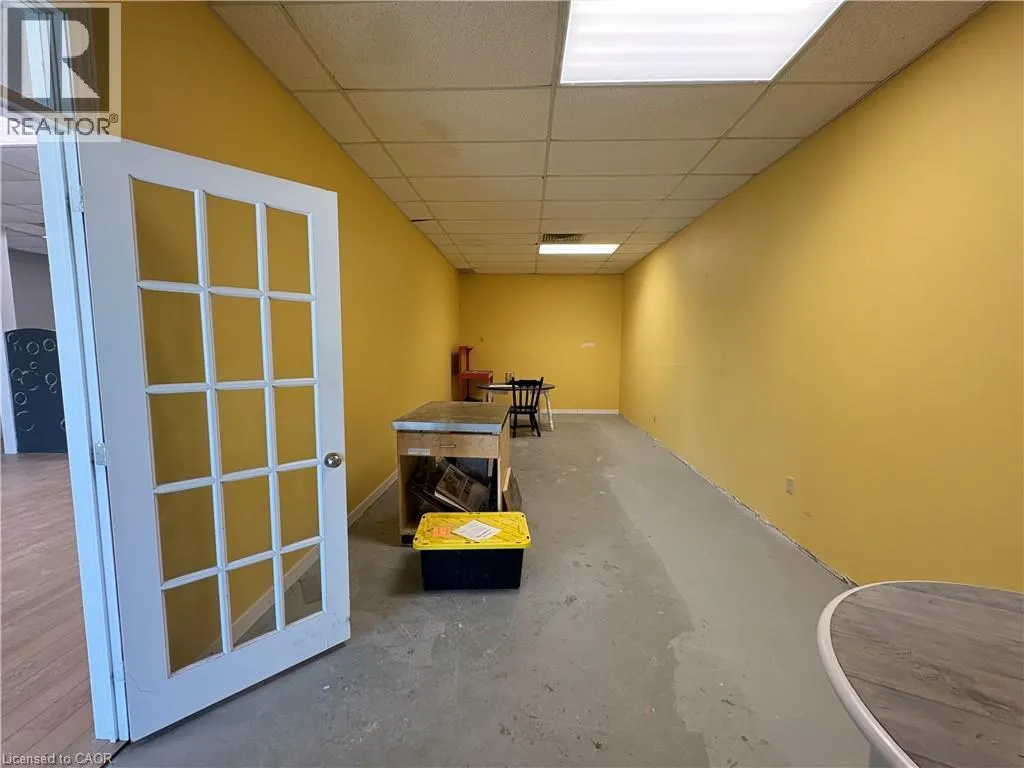 1815 DUNDAS Street Unit# 2 #2