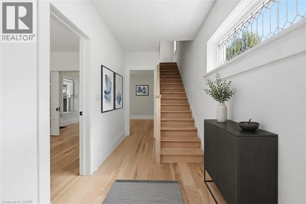 237 MAIN Street E