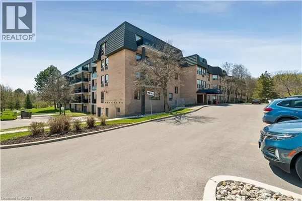 155 MAIN Street N Unit# 327