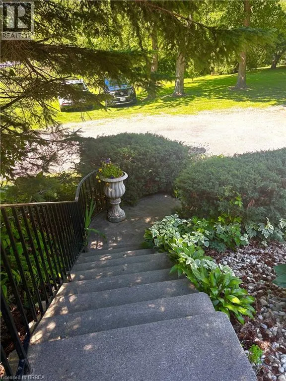761 LYNDEN Road
