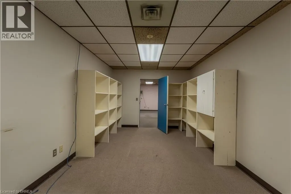 115 SCOTT Avenue Unit# A #A