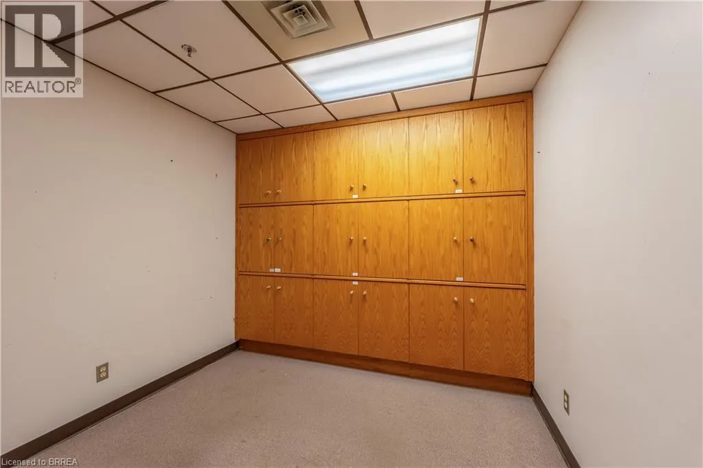115 SCOTT Avenue Unit# A #A
