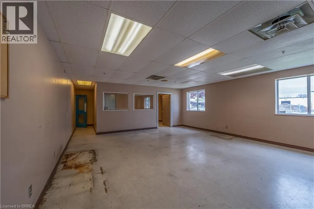 115 SCOTT Avenue Unit# B #B