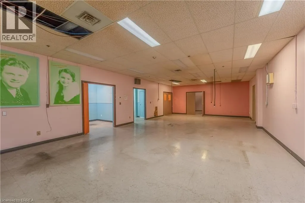 115 SCOTT Avenue Unit# B #B