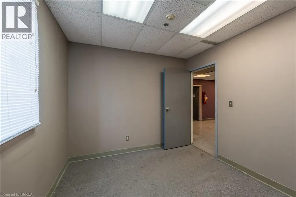 115 SCOTT Avenue Unit# B #B