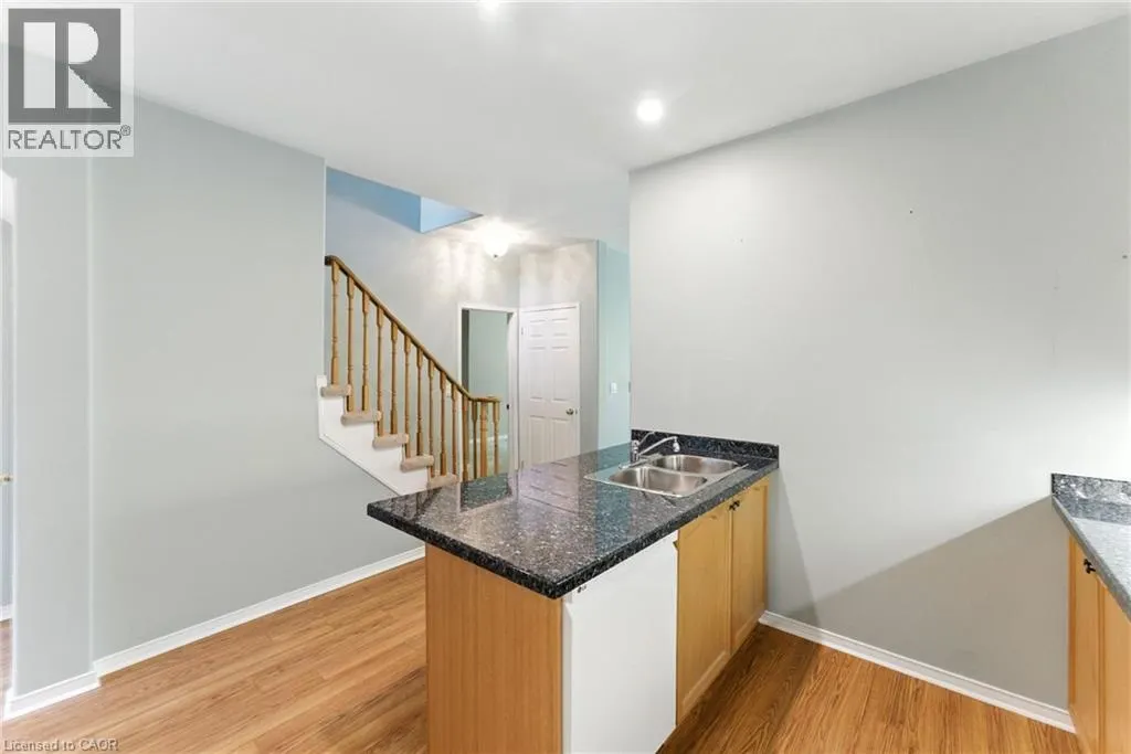 40 WESLEYAN Court Unit# 6 #6