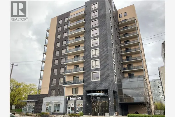 8 HICKORY Street W Unit# 204