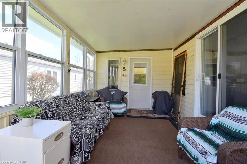 2490 GOVERNORS Road Unit# 5 Pondview #5 Pondview
