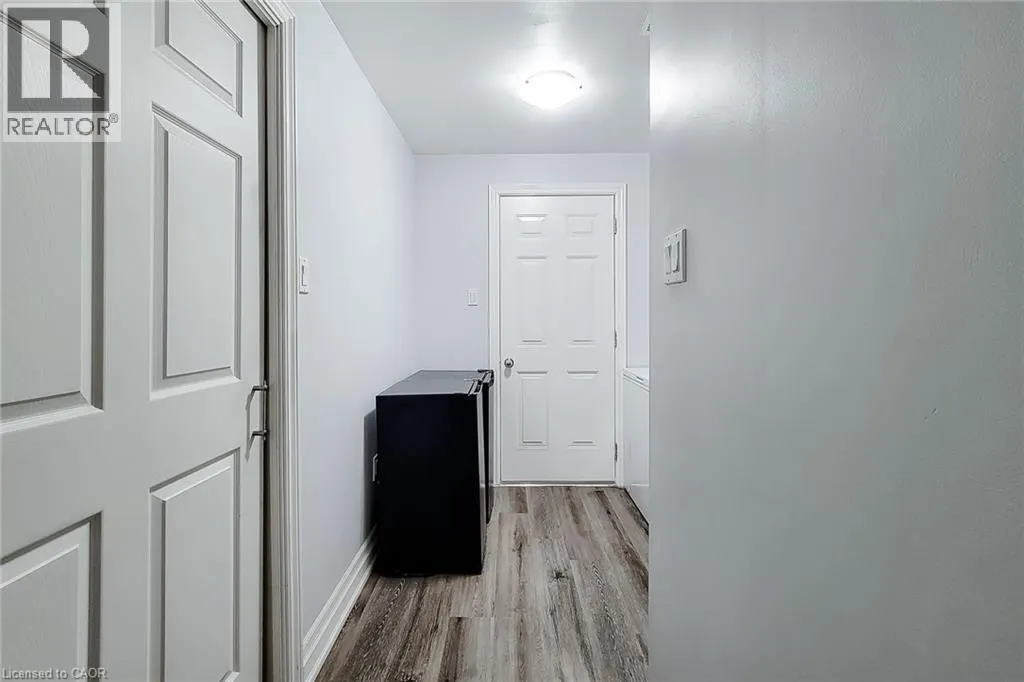 232 STONEHENGE Drive Unit# 2 #2