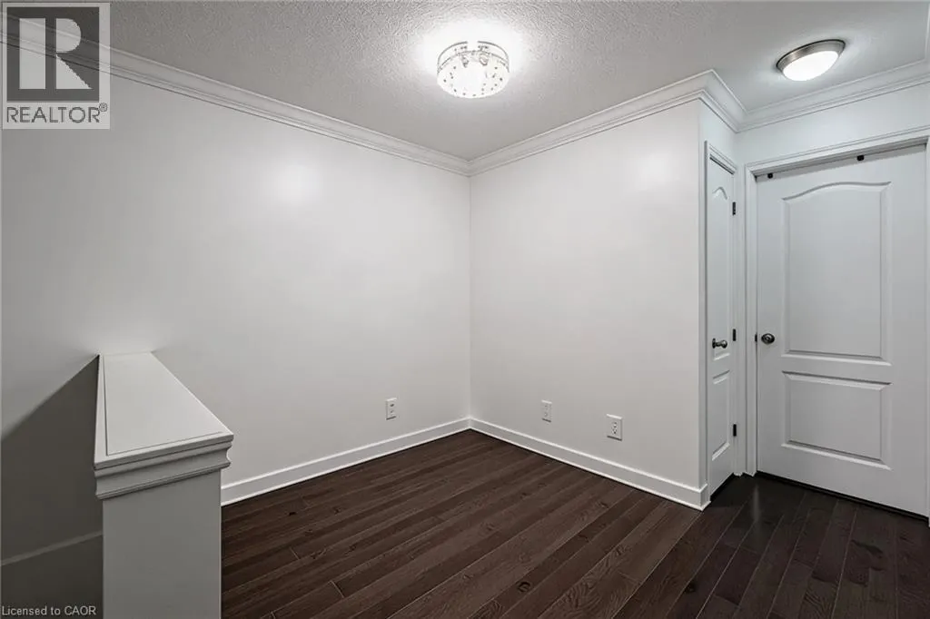 232 STONEHENGE Drive Unit# 2 #2