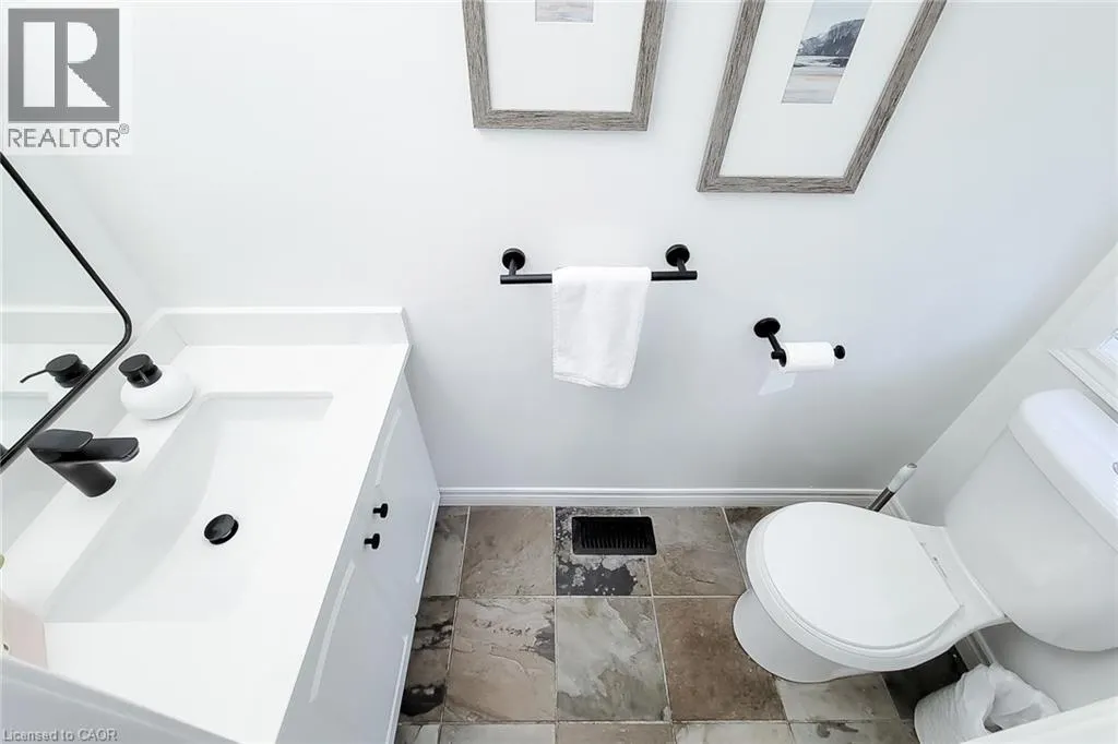 232 STONEHENGE Drive Unit# 2 #2