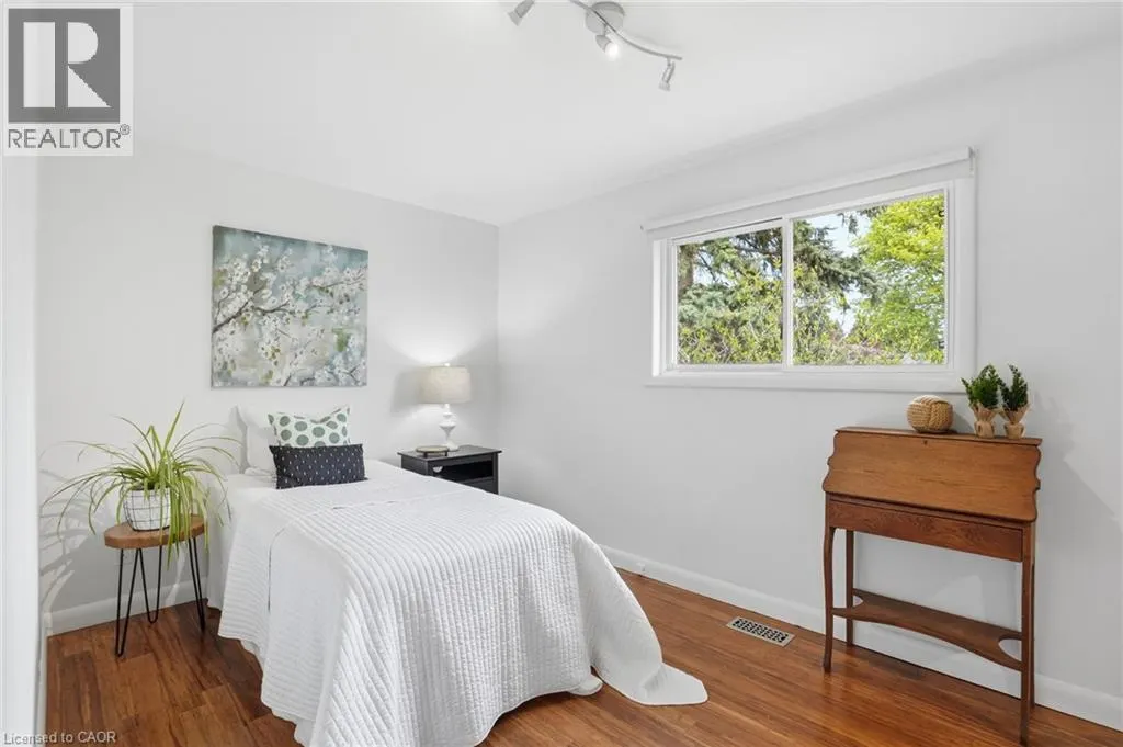 31 ALGONQUIN Avenue