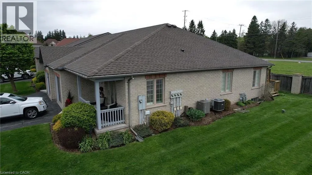409 QUEEN Street S Unit# 4 #4