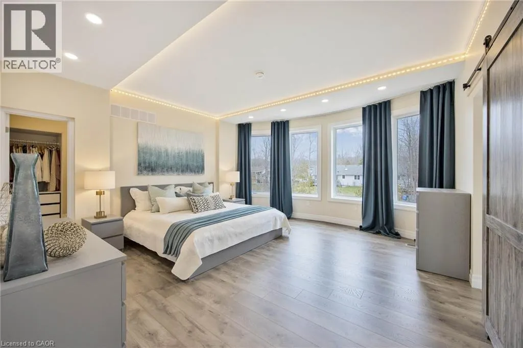 6 DOROTHYS Drive