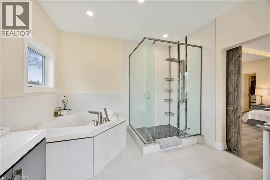 6 DOROTHYS Drive
