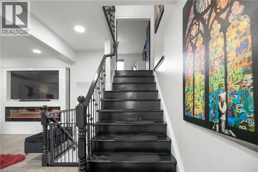 876 GOLF LINKS Road Unit# 16 #16