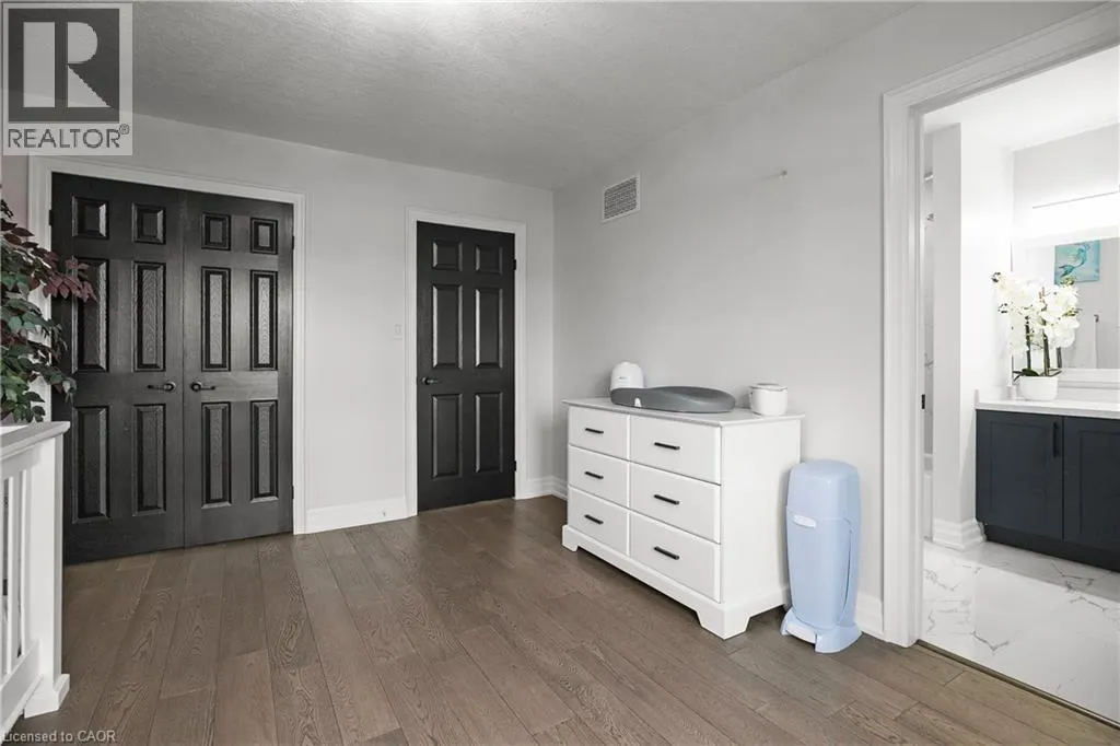 876 GOLF LINKS Road Unit# 16 #16