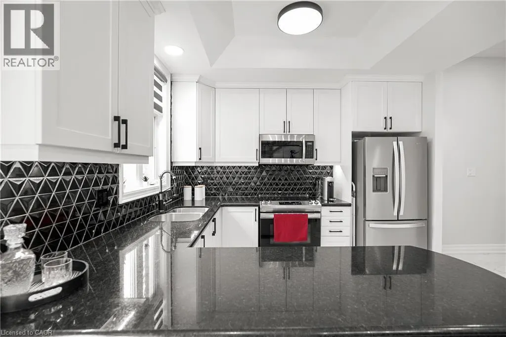 876 GOLF LINKS Road Unit# 16 #16