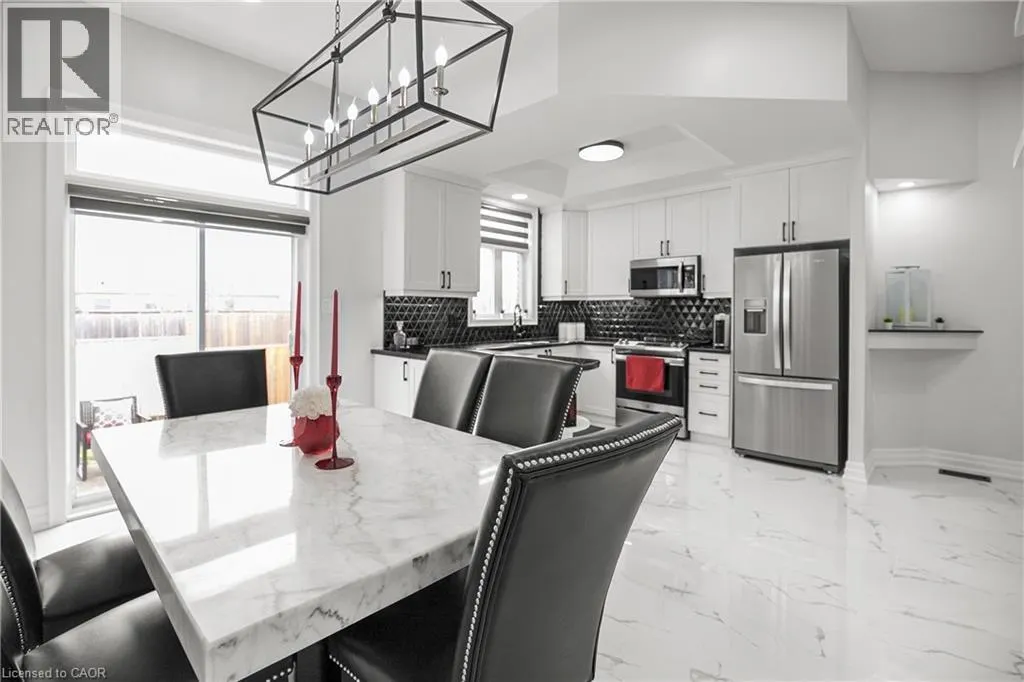 876 GOLF LINKS Road Unit# 16 #16