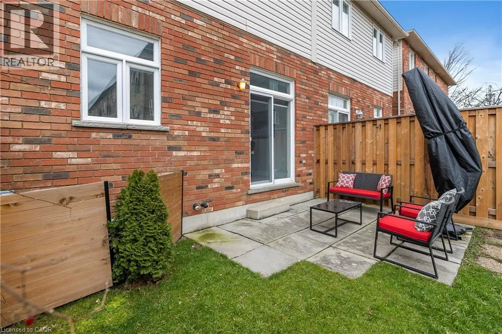 876 GOLF LINKS Road Unit# 16 #16