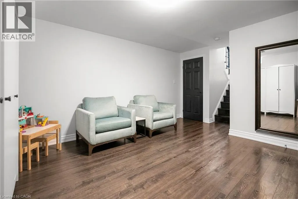 876 GOLF LINKS Road Unit# 16 #16