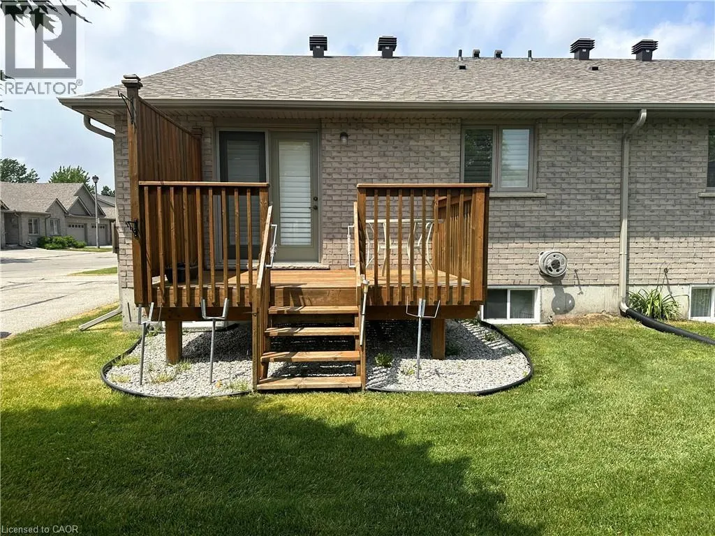 510 QUEENSWAY Street W Unit# 38 #38