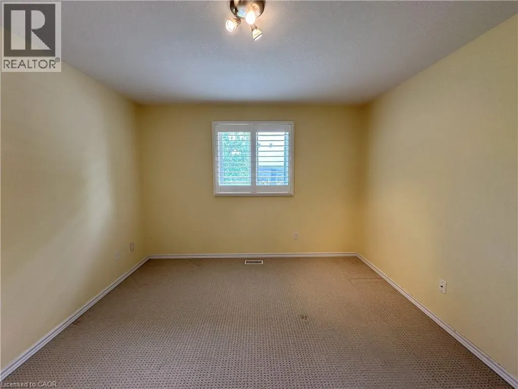 510 QUEENSWAY Street W Unit# 38 #38