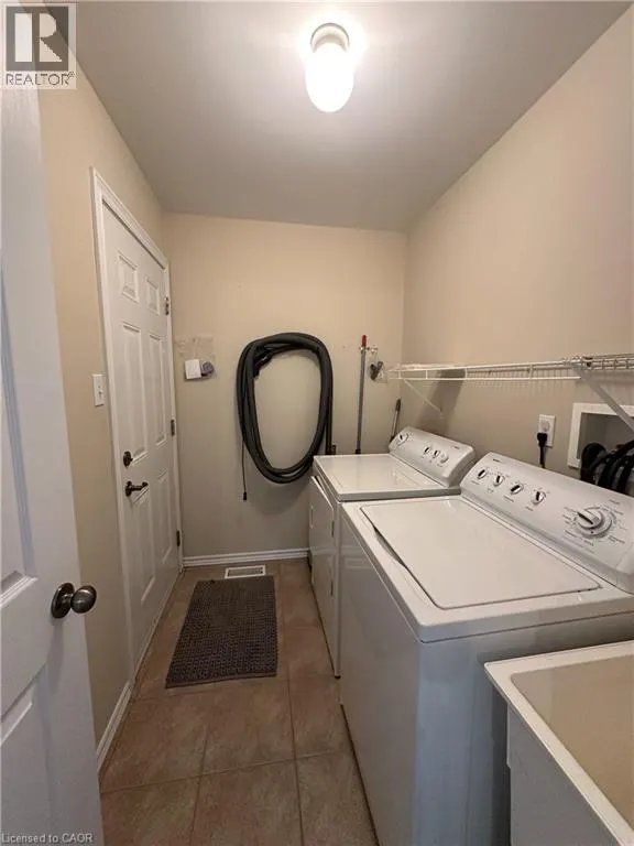 510 QUEENSWAY Street W Unit# 38 #38