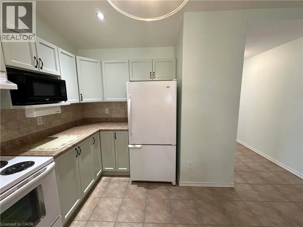 510 QUEENSWAY Street W Unit# 38 #38