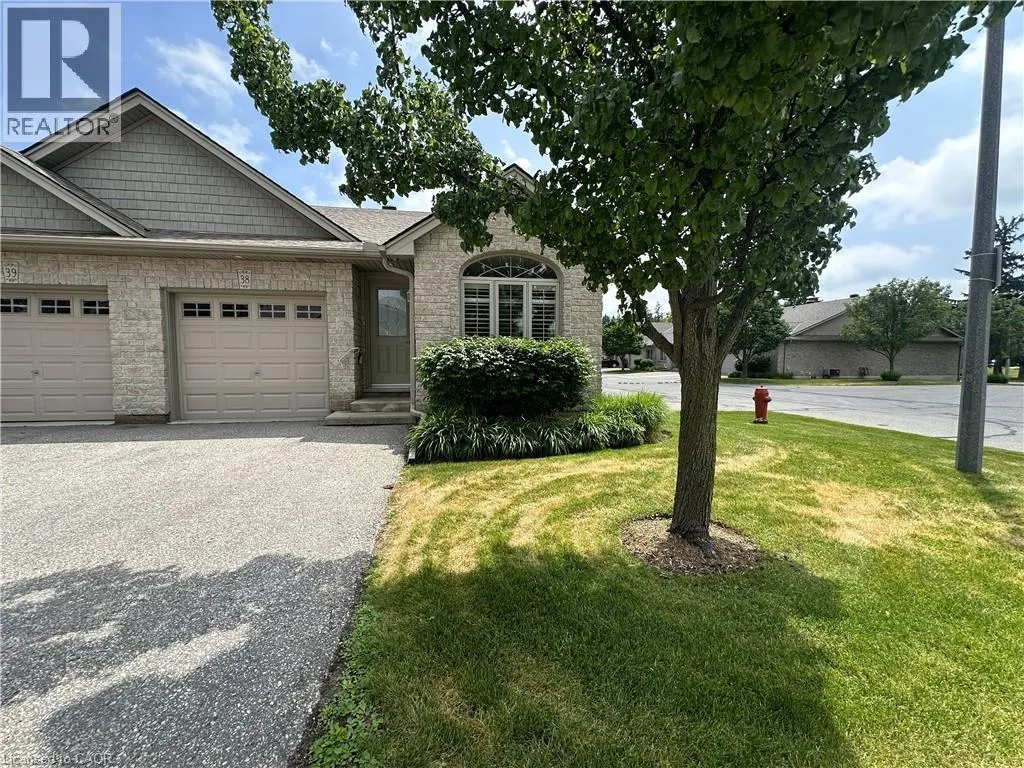 510 QUEENSWAY Street W Unit# 38 #38