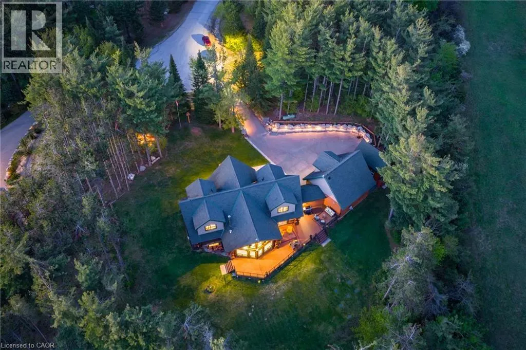 11 NEVIS RIDGE Drive
