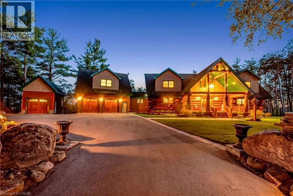 11 NEVIS RIDGE Drive