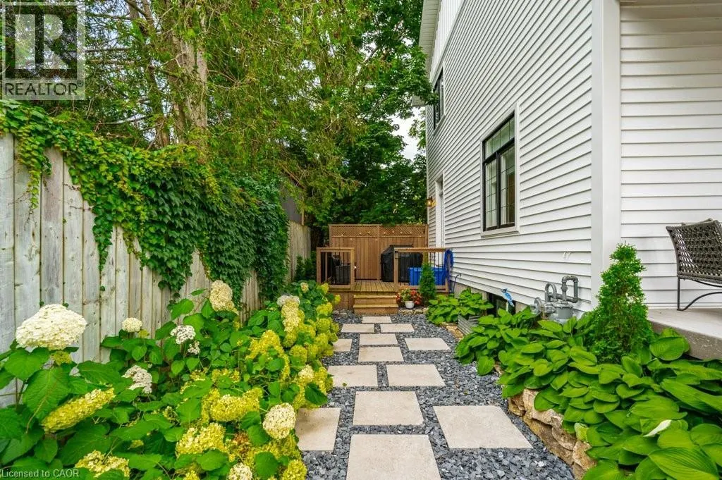 245 GEDDES Street