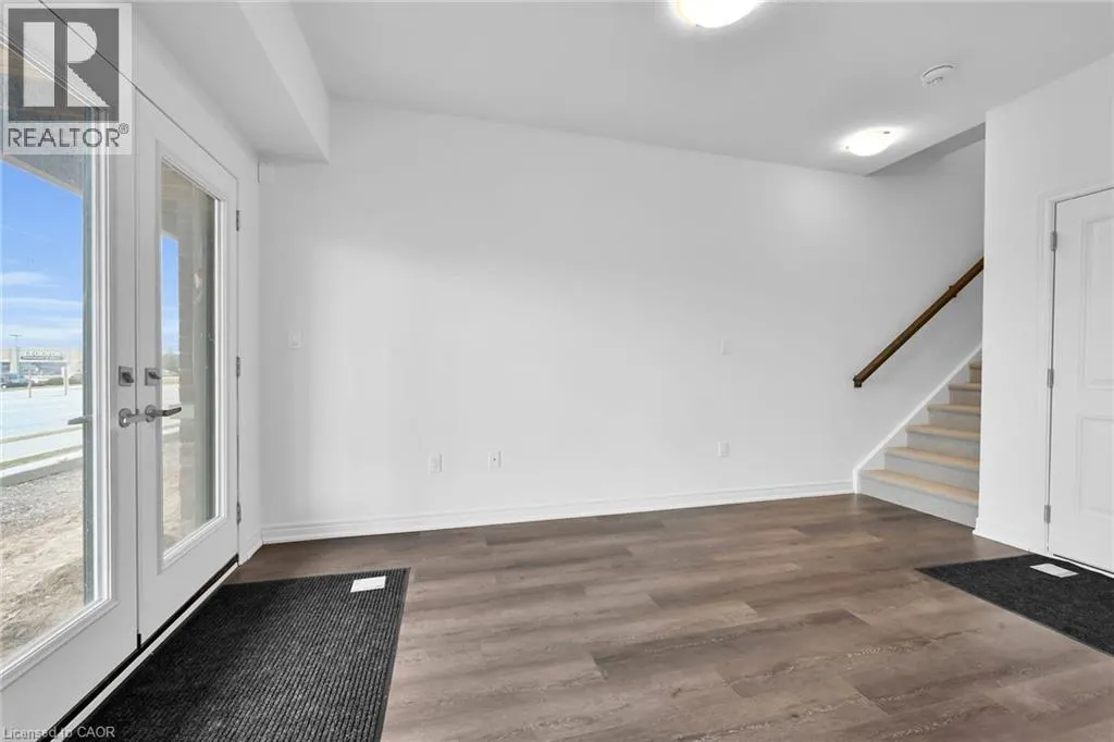 120 COURT Drive Unit# 35 #35