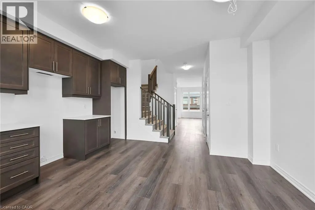 120 COURT Drive Unit# 35 #35
