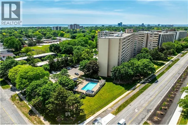700 DYNES Road Unit# 1005