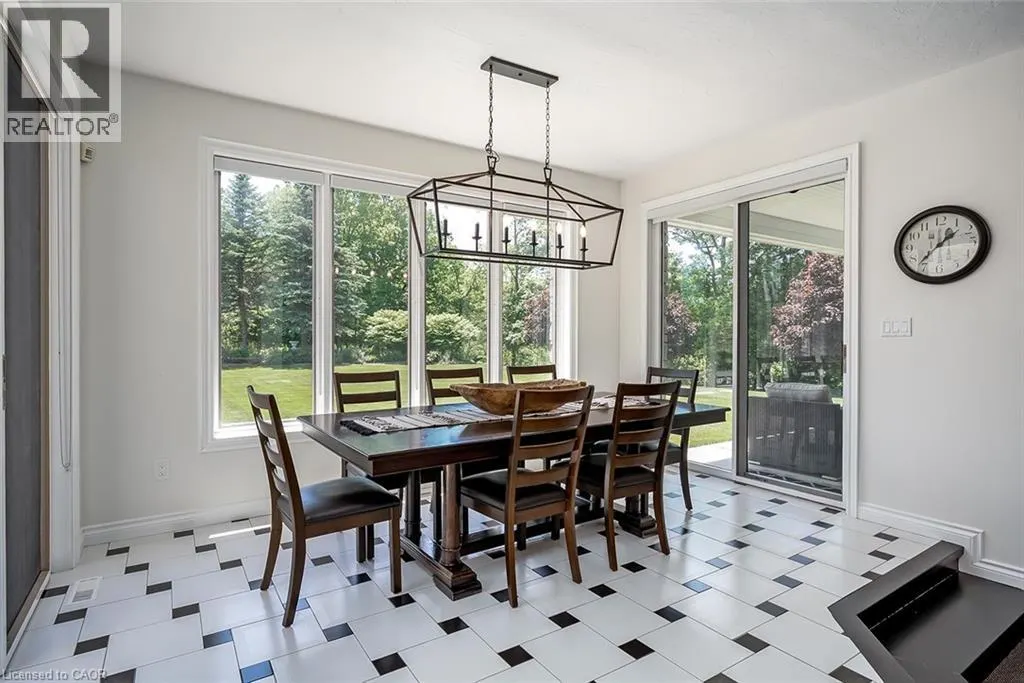 938 GOVERNOR'S Road