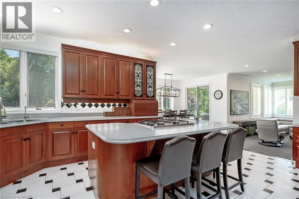 938 GOVERNOR'S Road