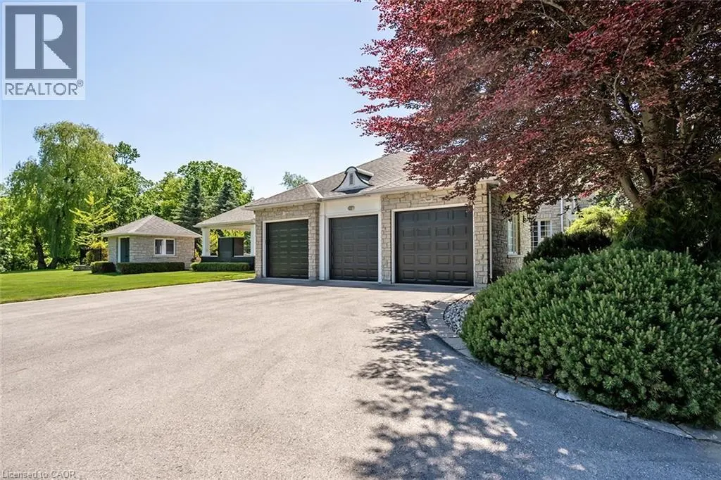 938 GOVERNOR'S Road